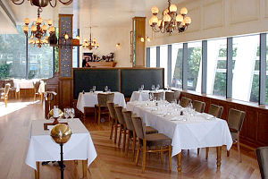 Delvaux - Pubs Sydney 0