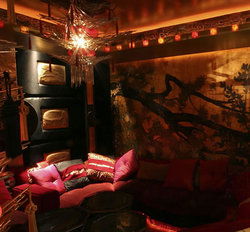 Lychee Lounge - Pubs Sydney 3