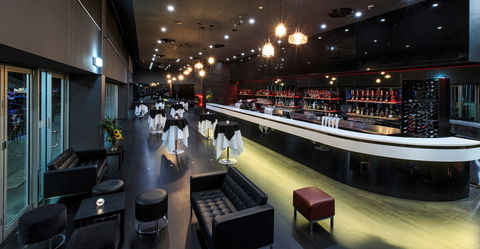 Watermark Docklands - Pubs Sydney 3