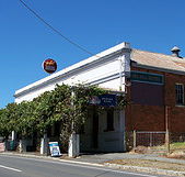 Red Hill Hotel - Pubs Sydney