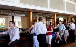 Cairns International Lobby Bar - Pubs Sydney 0