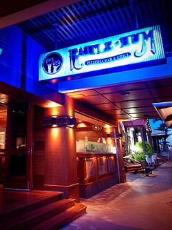 Rattle N Hum Cairns - Pubs Sydney 2