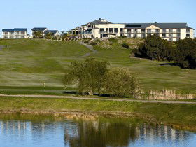 McCracken Country Club Golf Course - Pubs Sydney 2