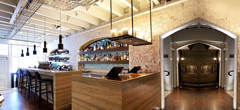 HRH Wine Bar - Pubs Sydney 2