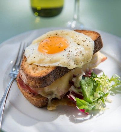 Le Bistro Rivage - Pubs Sydney 4