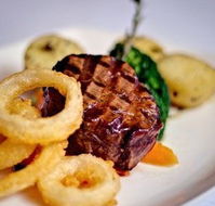 Grumpys Barefoot Bar Steak  Seafood Grill - Pubs Sydney