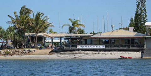 Tin Can Bay Yacht Club Bistro - Pubs Sydney 1