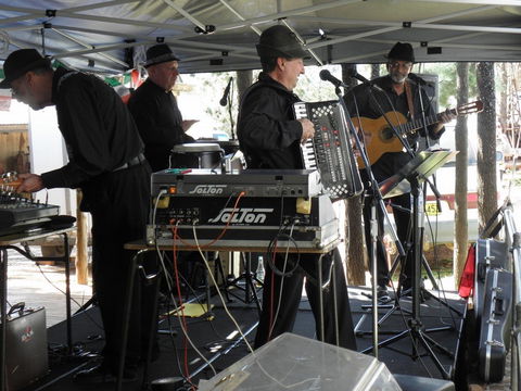 Festa Delle Salsicce (Festival Of The Sausage/ Griffith Salami Festival) - Pubs Sydney 0