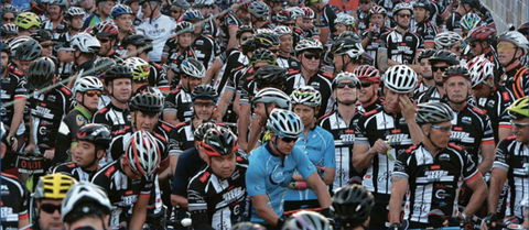Hand Heart Pocket River 2 Reef Ride - Pubs Sydney 1