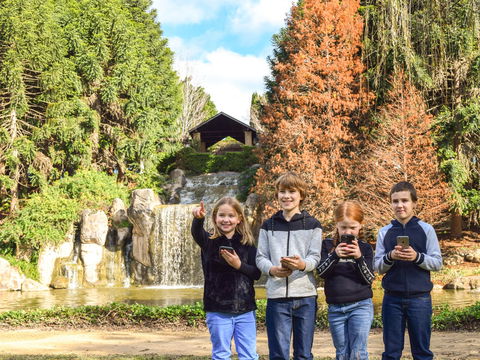 Hunter Valley Gardens Virtual Treasure Trail - Pubs Sydney 1