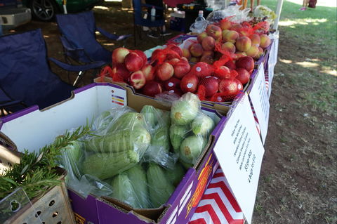Swan Hill Farmers Market - Pubs Sydney 2