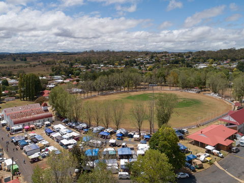 The Minerama Fossicking, Gem And Jewellery Show - Pubs Sydney 0