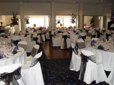 Eling Forest Winery Restaurant - Pubs Sydney 0