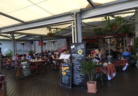 Jamie's Italian Canberra - Pubs Sydney 7