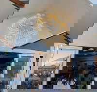 Saint Ernest - Pubs Sydney