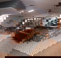 West Peak Hotel - Pubs Sydney