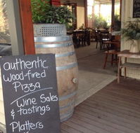 Whispering hills vineyard - Pubs Sydney
