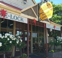 Wa-De-Lock Cellar Door - Pubs Sydney