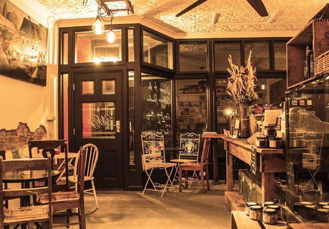 Blue Mist Cafe - Pubs Sydney 11