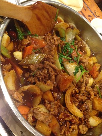 Simmer Huang - Pubs Sydney 0