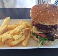 Jules by the Lake Cafe - Pubs Sydney