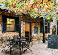 Alby  Esthers - Pubs Sydney