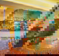 Aunty Eds - Pubs Sydney
