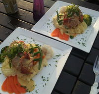 Pelican's Wharf Family Restaurant - Pubs Sydney
