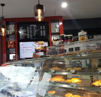 Michels Patisserie Springwood - Pubs Sydney