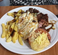 Peter'sCafe - Pubs Sydney