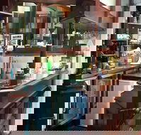 Poppies's - Pubs Sydney