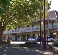 Royal Hotel Restaurant - Pubs Sydney
