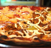 Heat Woodfired Pizza Bar - Pubs Sydney