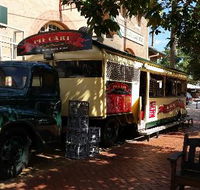 Lismore Pie Cart - Pubs Sydney