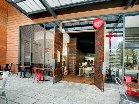 Grill'd Healthy Burgers - Belconnen - Pubs Sydney 0
