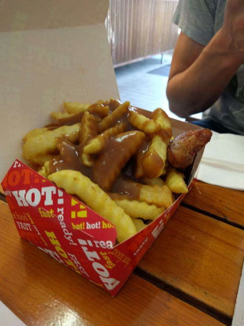 McManos Chicken Bar - Pubs Sydney 0