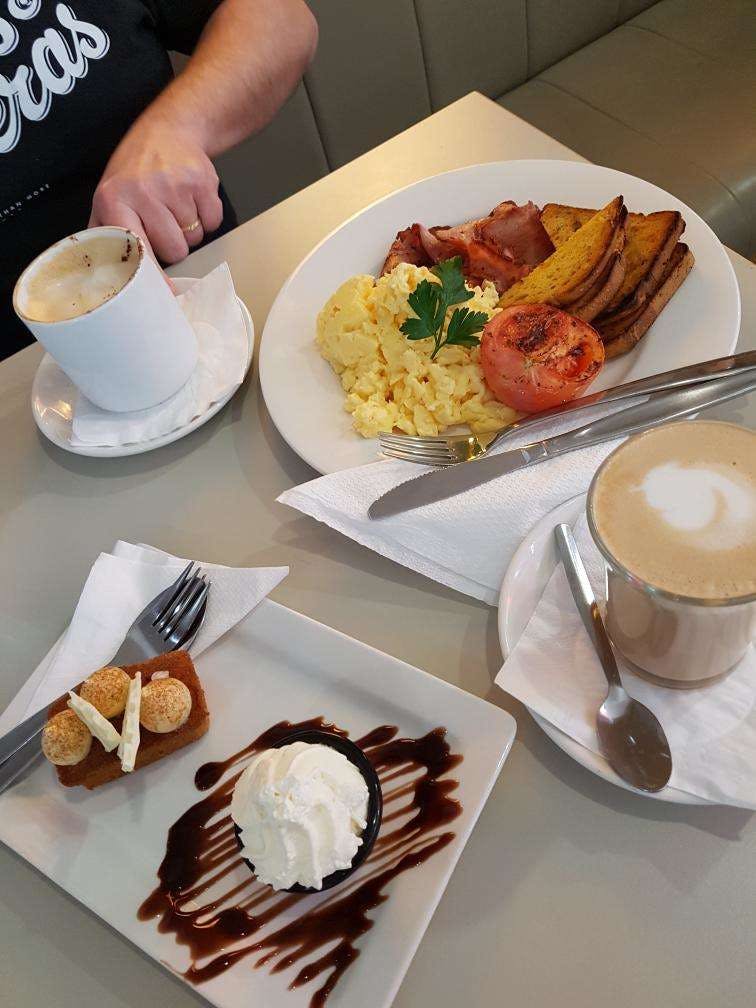 Carindale QLD Pubs Sydney
