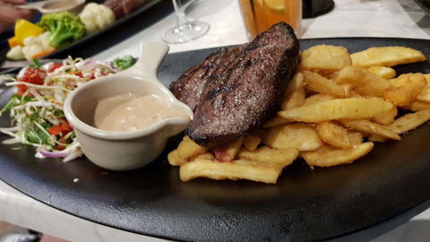 Heritage Hotel - Pubs Sydney 0