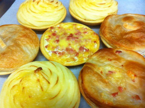 Pie Time - Springfield - Pubs Sydney 0