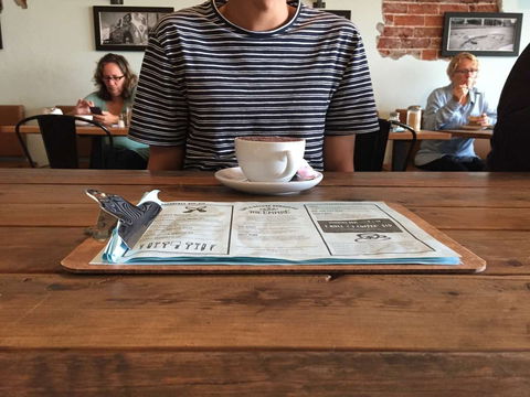 The Empire Cafe - Pubs Sydney 0