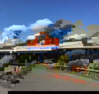 Log Cabin Pizza - Pubs Sydney
