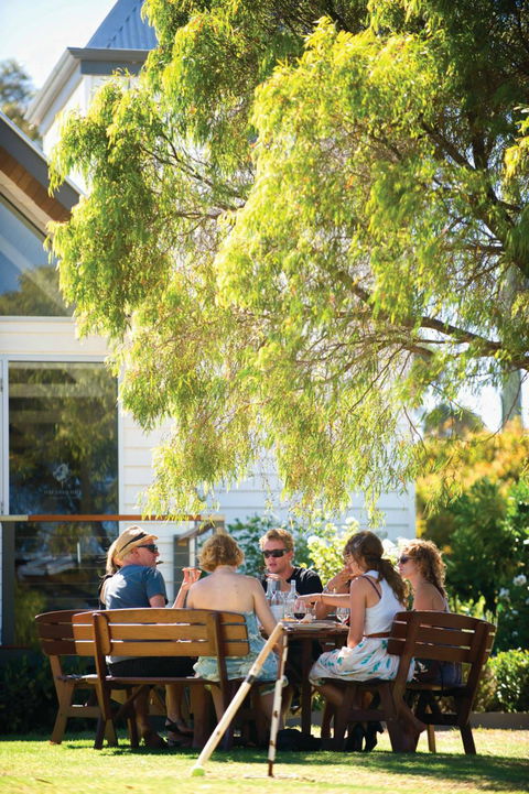 Rustico At Hay Shed Hill - Pubs Sydney 0