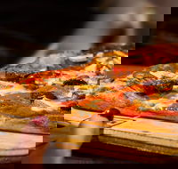 3 GRAINS- Roman Artisan Pizza - Pubs Sydney