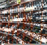 Cowra Visitor Information Centre Wine Selection - Pubs Sydney