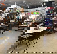 Wallaroo Treasures and Treats Cafe - Pubs Sydney