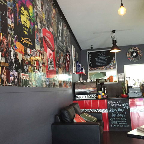 Off The Track Gourmet Café - Pubs Sydney 0