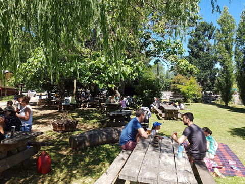 The Wandi Pub - Pubs Sydney 1