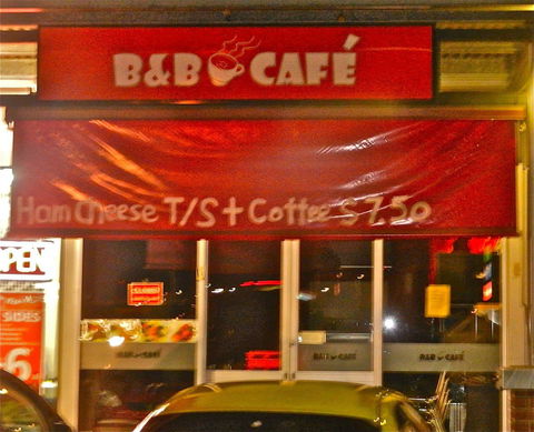 B&B Café - Pubs Sydney 0