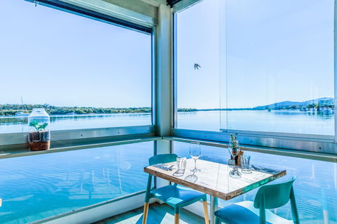 Noosa Boathouse - Pubs Sydney 1