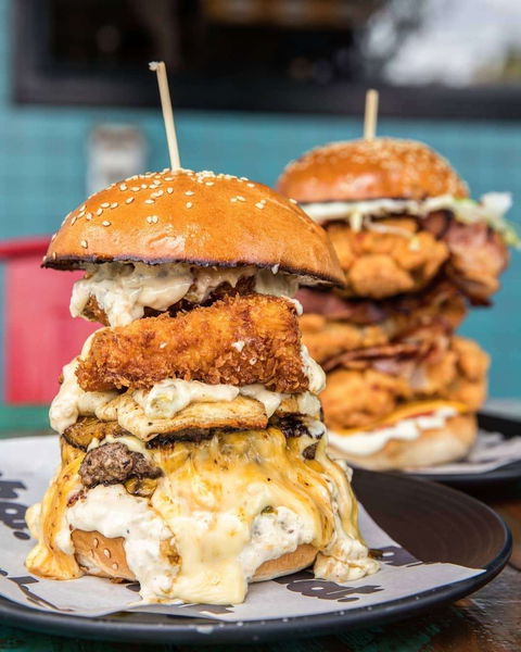 PHAT Pizza And Burger Bar - Pubs Sydney 0